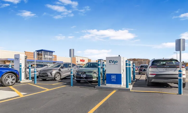 Meijer will add nearly 500 electric charging points