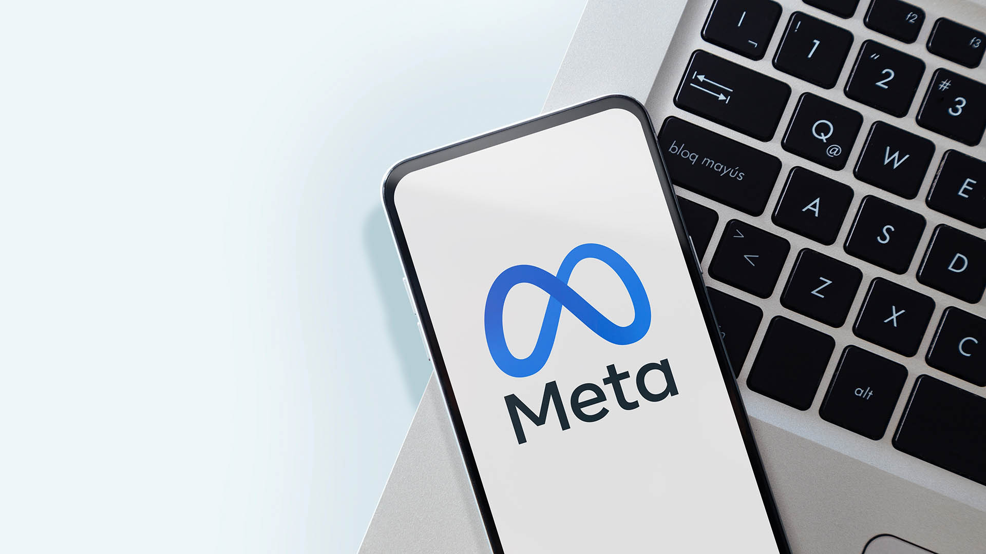 Meta's third quarter beats expectations, boosted by artificial intelligence and ad growth